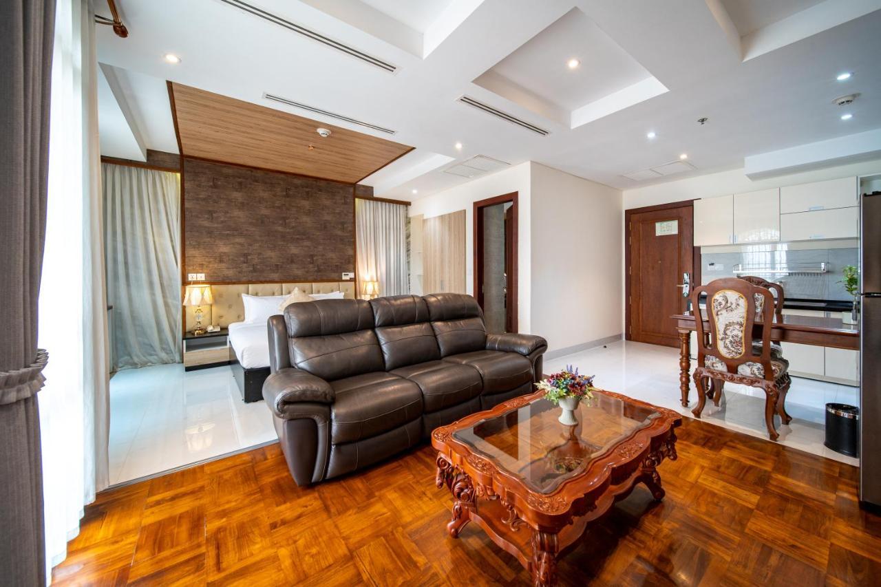 แอลซีเอส โฮเทล แอนด์ อพาร์ตเมนต์ Hotel พนมเปญ ภายนอก รูปภาพ
